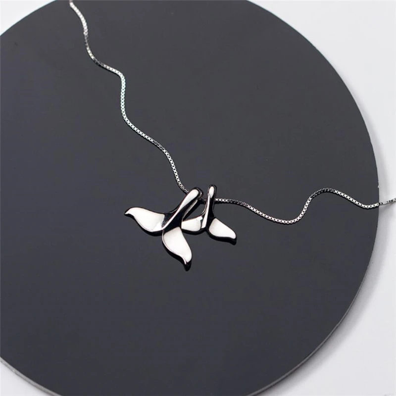 Double Dolphin Fishtail Pendant Clavicle Chain Silver Color Temperament Personality Fashion Female Necklace SNE062 |