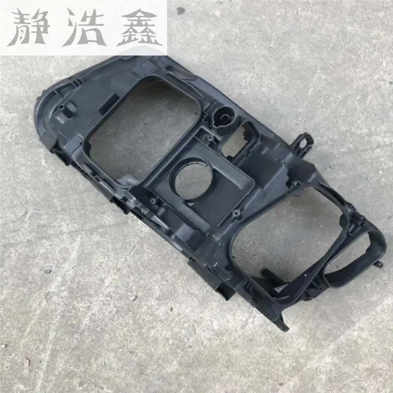 Головной светильник задняя часть корпуса головной основание пластик черный