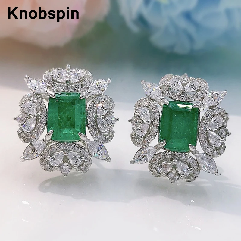 

Серьги-гвоздики женские из серебра 100% пробы с изумрудом, 7 Х9 мм