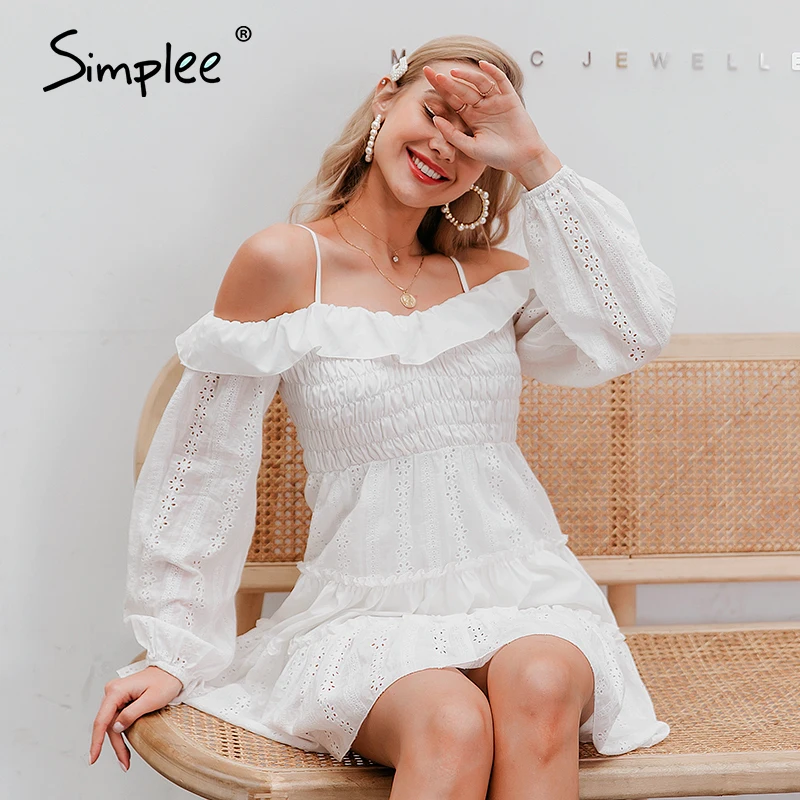Женское мини-платье Simplee с вырезом и рукавами-фонариками рюшами для отдыха
