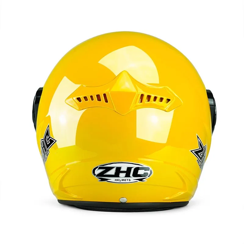 Outdoor winter ski helmet skating skateboard safety protection equipment breathable impact rubber |