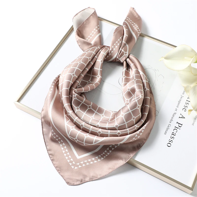 2021 Весенний новый шелковый шарф женский маленький квадратный бандана дамские