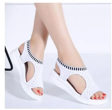 Сандалии на танкетке женские удобные босоножки без застежки большой размер