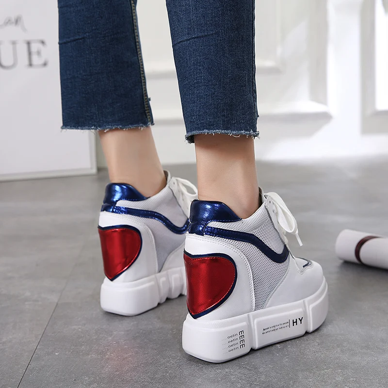 

Женские кроссовки на танкетке 12 см, Белые Повседневные спортивные кроссовки на толстой подошве, Новинка осени 2021