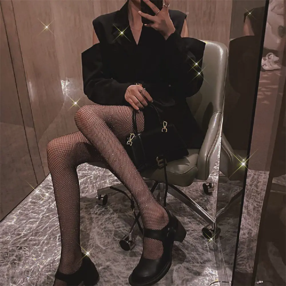 

Новое Женское Сексуальное эротическое нижнее белье чулки Стразы сетчатые прозрачные сетчатые обтягивающие высокие черные колготки чулки ...