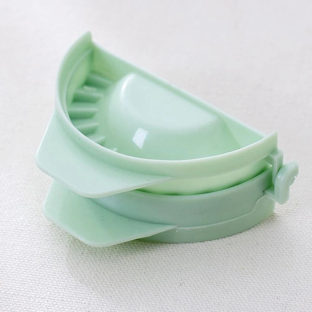 

DIY Dumpling Mold Maker Kitchen Dumpling Machine Equipment Dough Press Ravioli Making Mould Easy Kitchen Tools