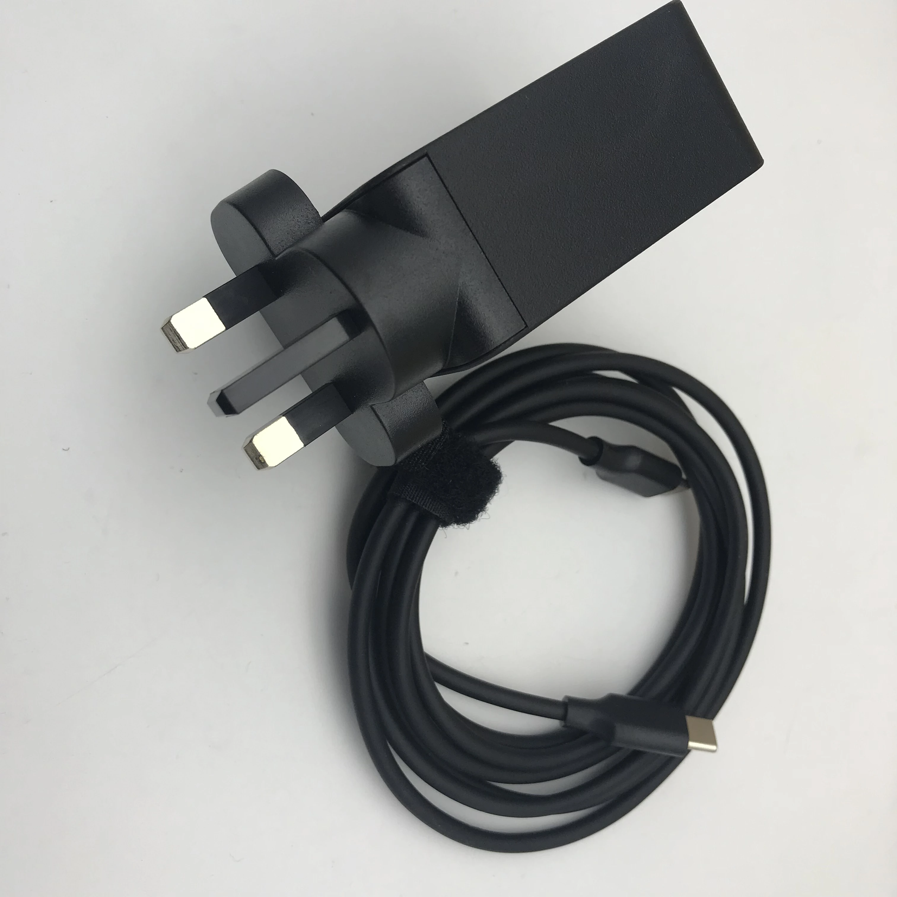 Зарядное устройство для Macbook / Dell Lenovo Xiaomi HP Asus Thinkpad и других устройств 65