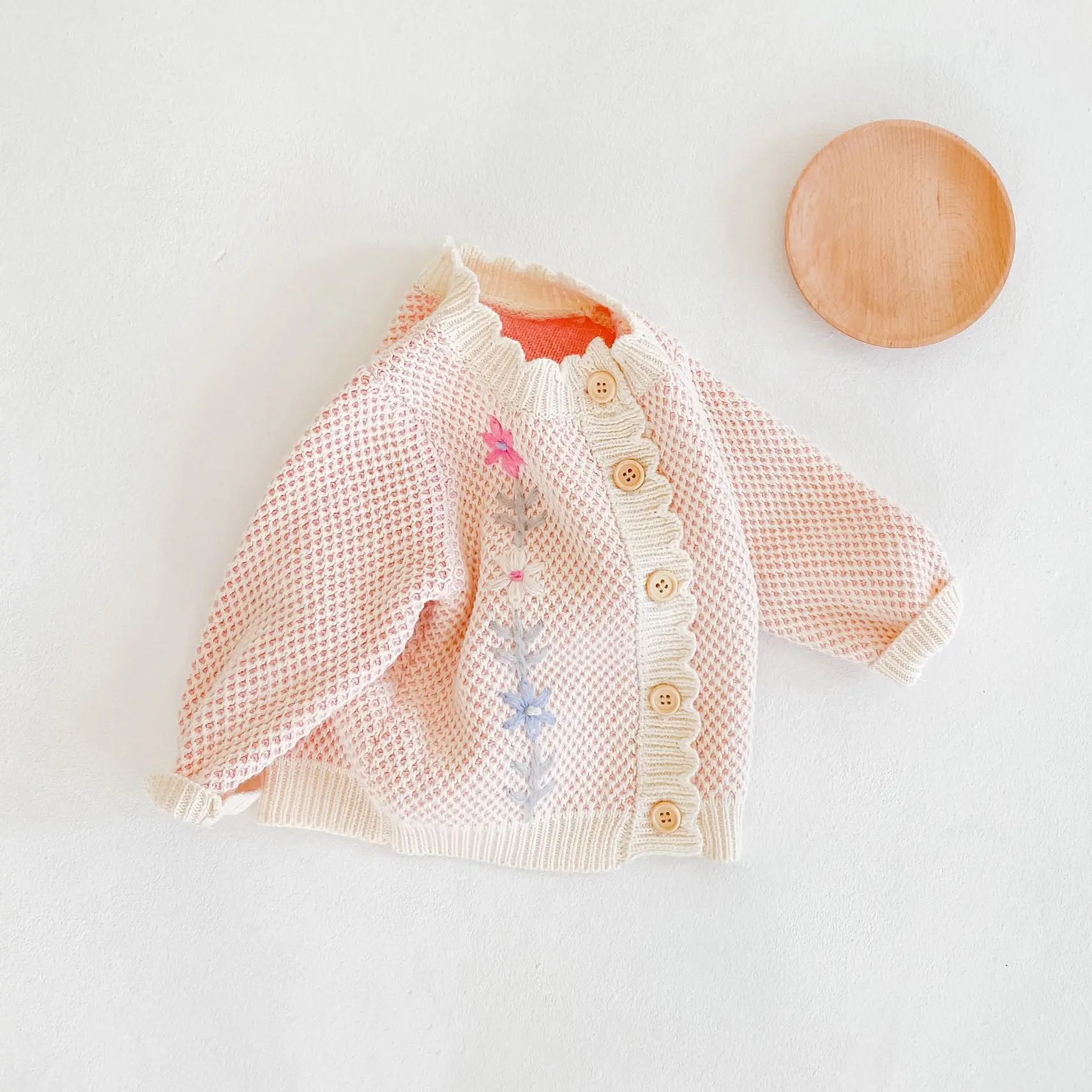 Осенний трикотажный свитер с длинными рукавами и круглым вырезом для маленьких