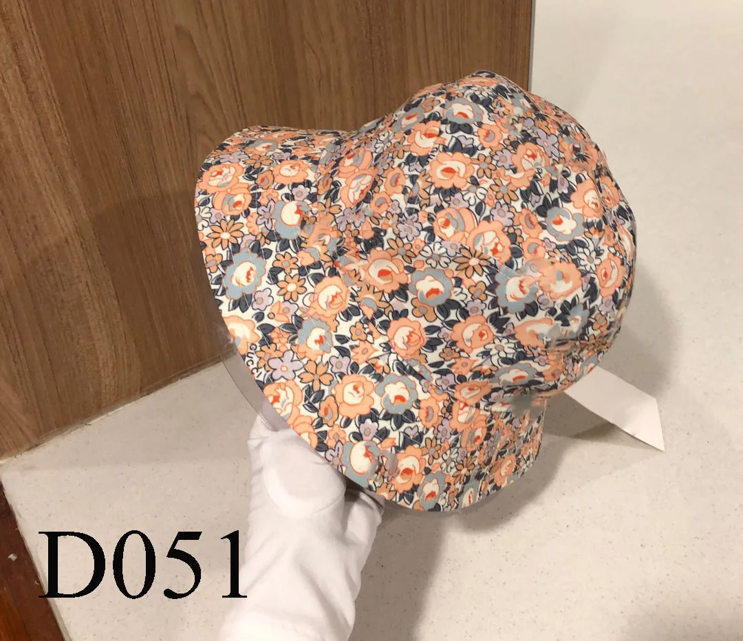 

D051 Classic new straw woven top hat Wave lotus lace new style flower pot hat elegant big brimmed hat sun hats Fashion Net Red