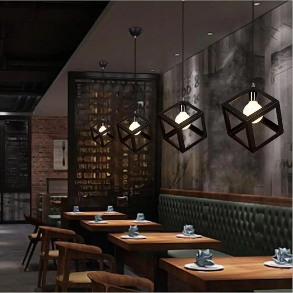 Металлический подвесной светильник в виде железной клетки скандинавском стиле