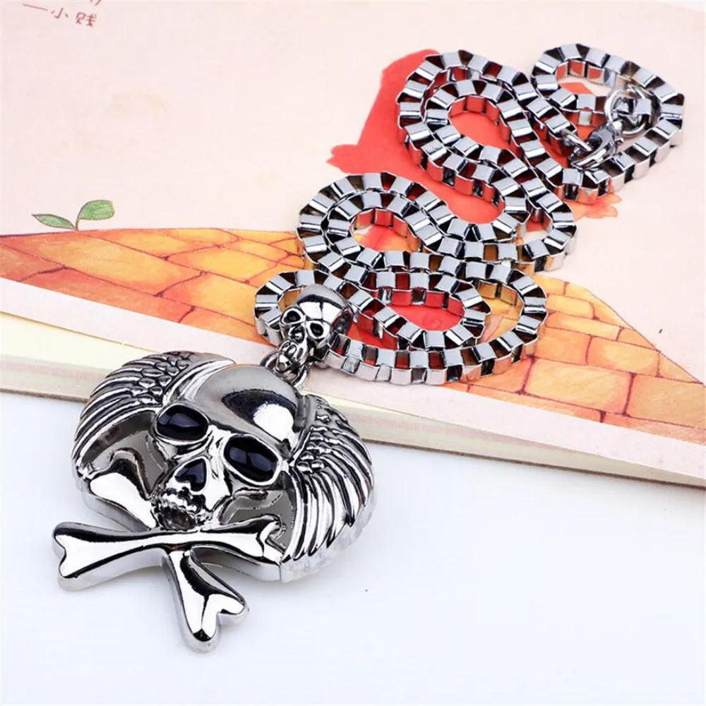 

Fashion Domineering Retro Creative Punk Style Pirate Skull Men's Necklace Hip Hop Rock Party Jewelry Accessories Gift Wholesale