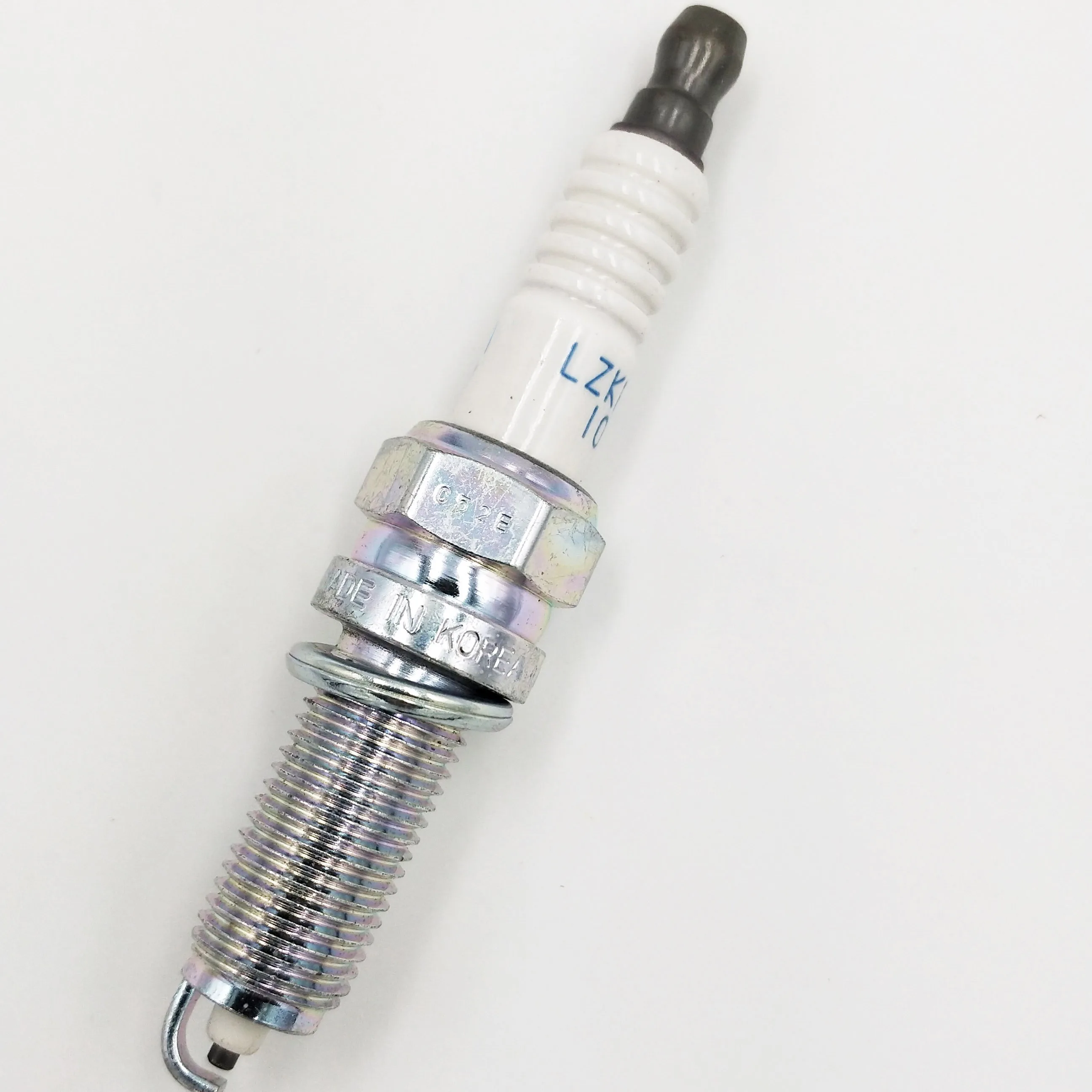 8 шт Высокое качество 18855-10060 LZKR6B-10E 1885510060 LZKR6B10E свечи зажигания для корейские