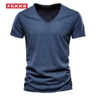 Мужская хлопковая футболка FGKKS, Однотонная футболка с V-образным вырезом и коротким рукавом, брендовая футболка для лета