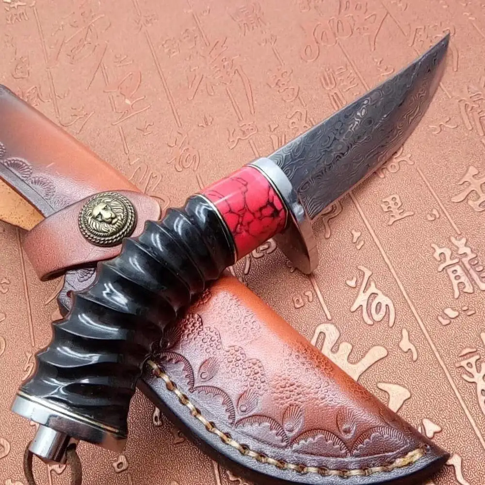 Нож из стали дамасск с ручкой из черного когтя оленя, ручной работы, охотничий подарок.