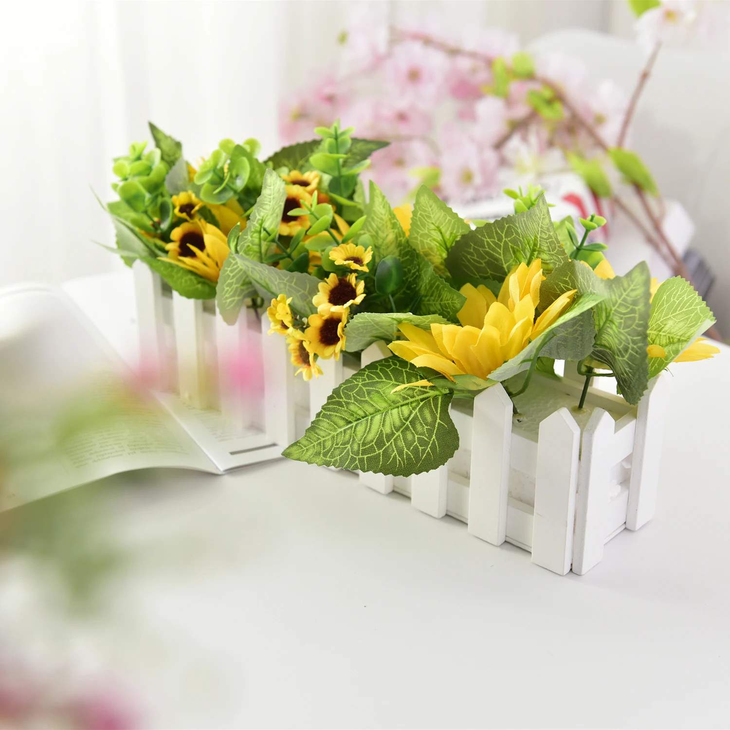 

Van Gogh Sunflower Set 30cm White Solid Wood Fence European Decorative