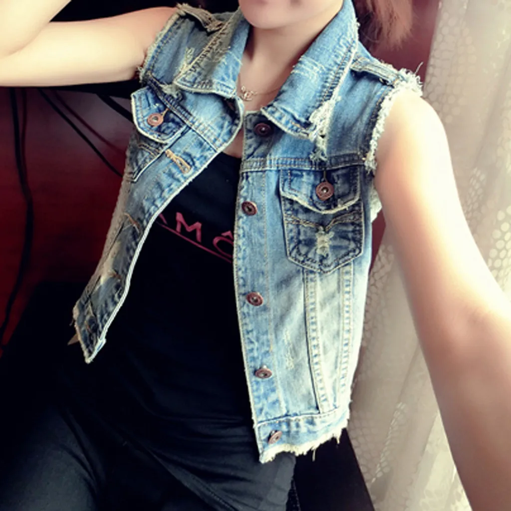 Короткая джинсовая куртка для женщин модная без рукавов большого размера на