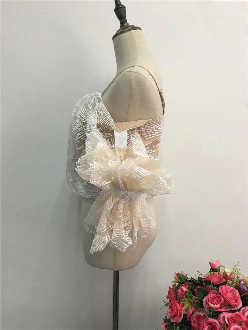 RUGOD элегантные кружевные женские рубашки с вышивкой, модные короткие стильные блузки с расклешенными рукавами, женские винтажные летние вечерние топы и блузки