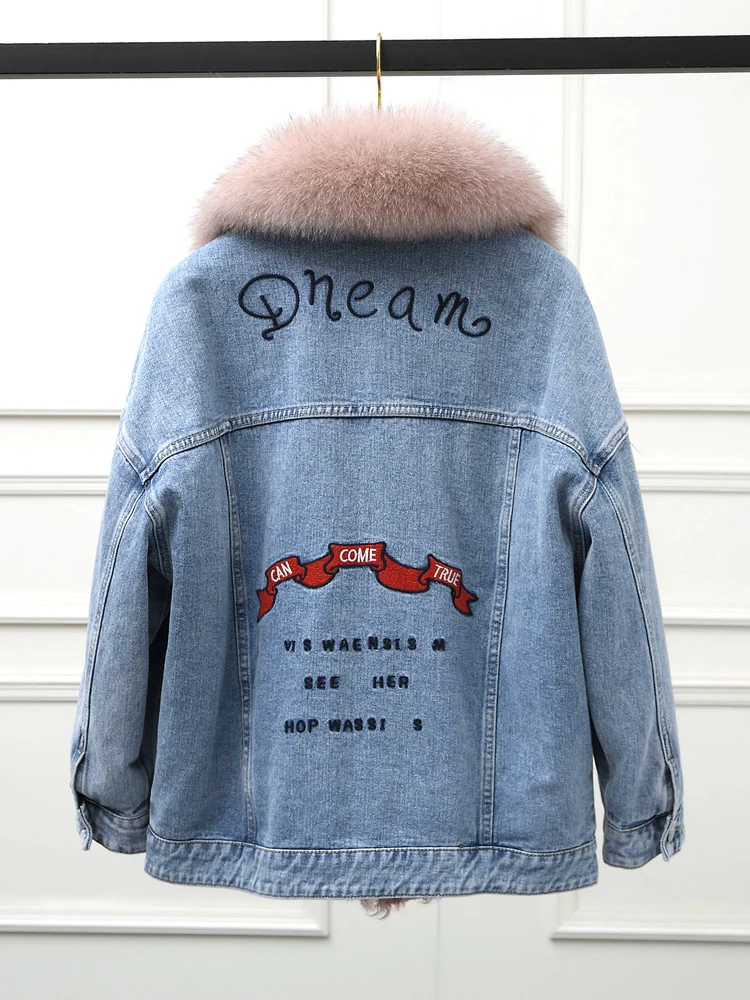 Куртка женская джинсовая с воротником из натурального овечьего меха 2020 - купить