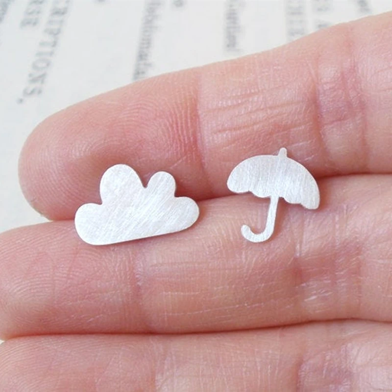 Женские асимметричные серьги гвоздики с облаками и зонтиками милые корейские из