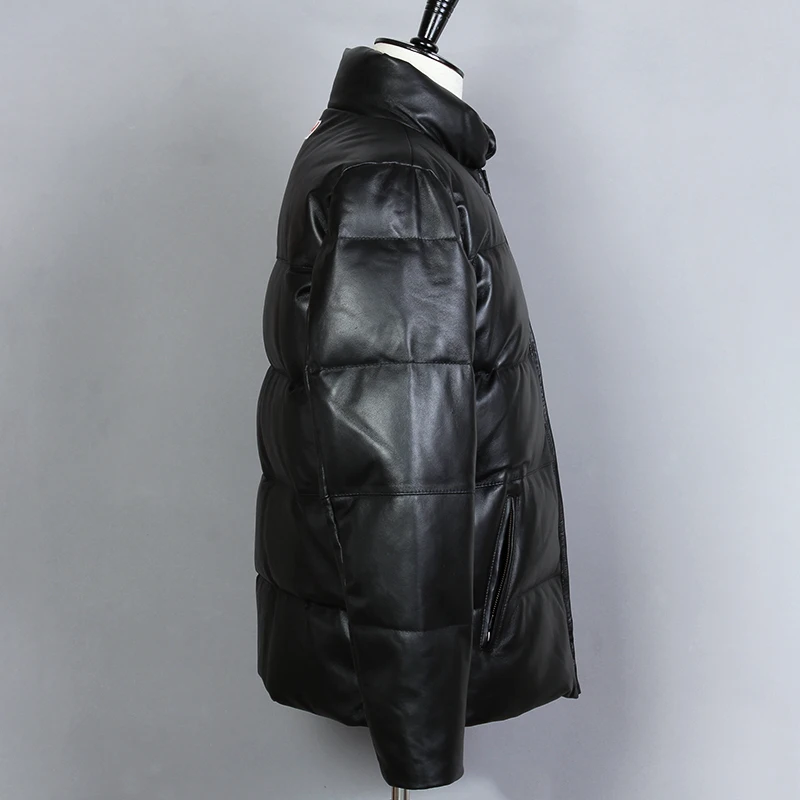 

Japanese Style Mens Retro Loose Down Jacket Simple Sheepskin Filled Down Genuine Leather Jacket Men Casual Winter Coat