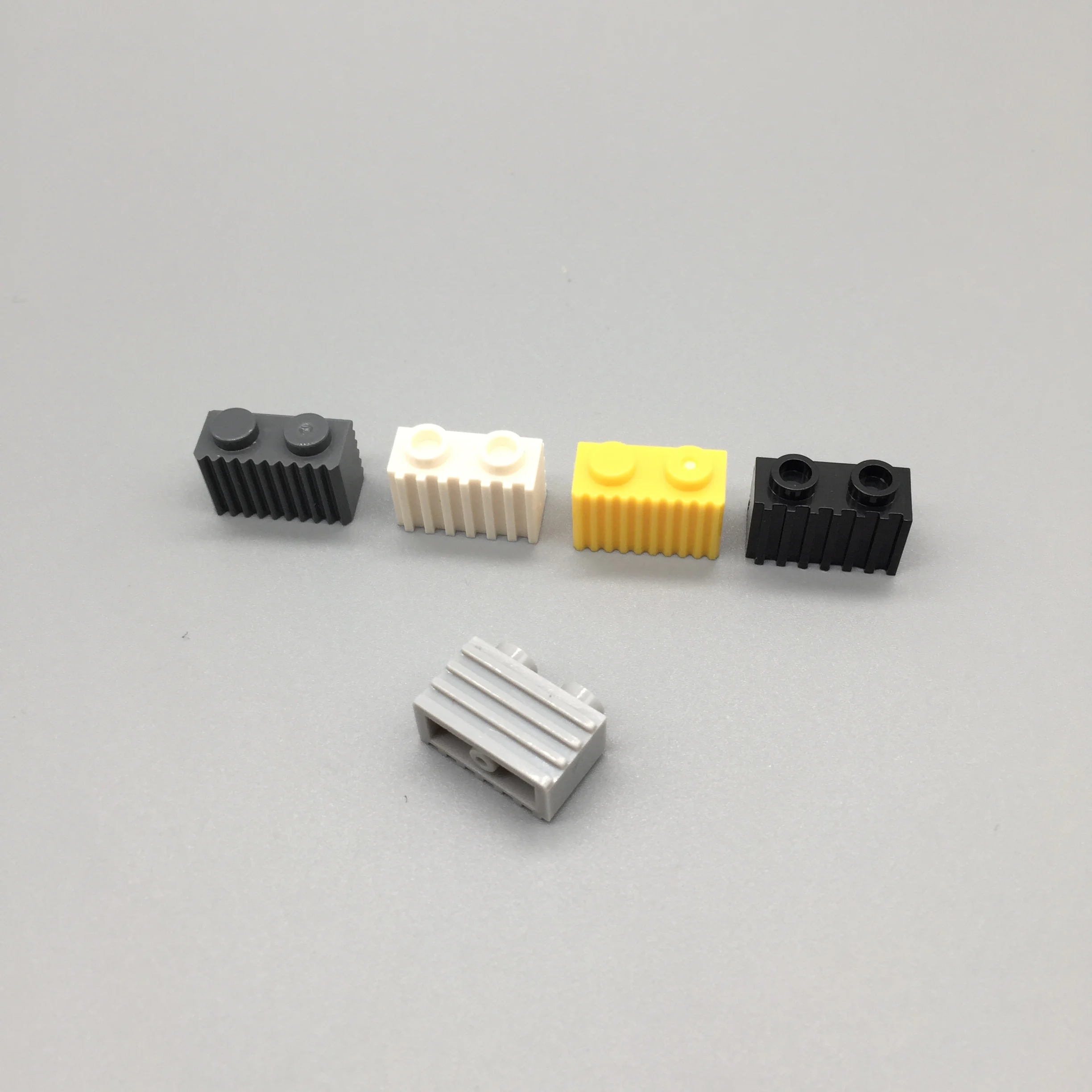 

MOC Compatible Granule streetscape assembly 2877 1x2 stripe high brick DIY Educational Technology building block toy