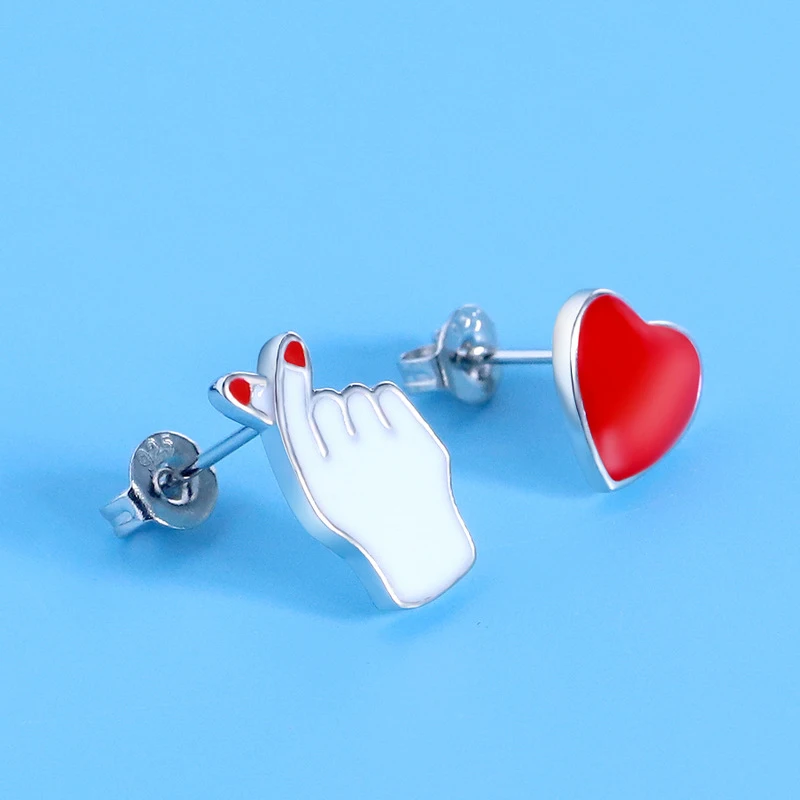 

CHYVENEE Fashion New Silver Color Metal Stud Earrings for Women Cute Than Heart Gesture Shaped Ear Jewelry Small Female Earrings