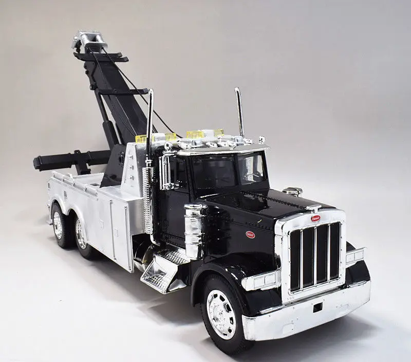 Черный Newray 1:32 Peterbilt буксировочная металлическая модель грузовика новая без коробки - Цвет: Черный