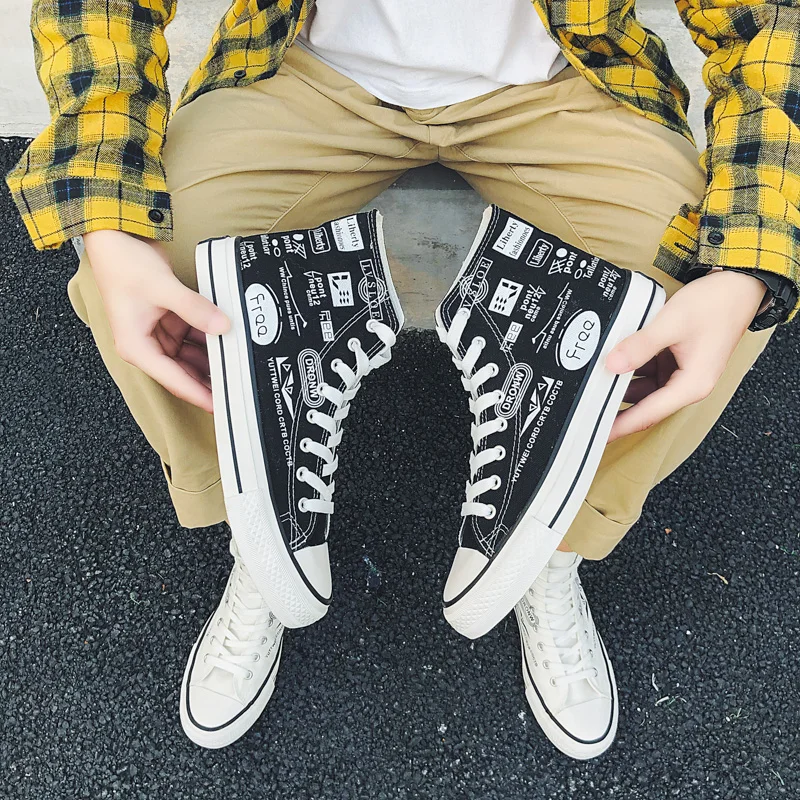 

Shoes Men Designers Fashion Canvas Shoes High Top Sneakers Men Flats Shoes White Black Casual Shoes Tenis Feminino
