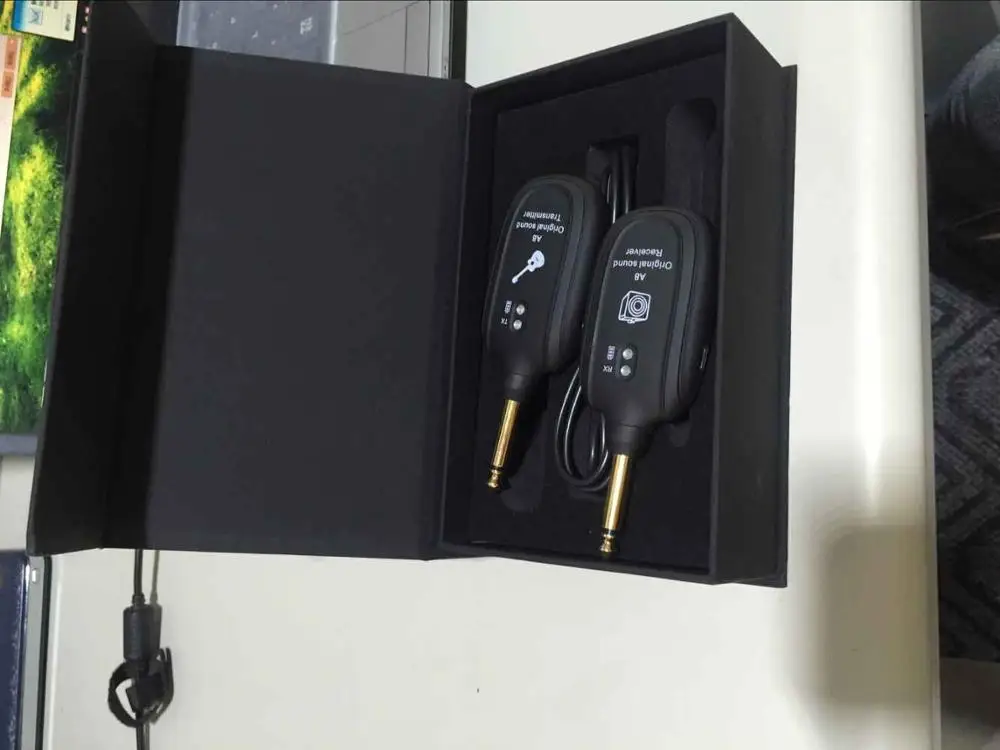 

free shipping Electric Guitars Bass Violin Wireless Guitar Transmitter Receiver Set Guitar Wireless Transmitter System