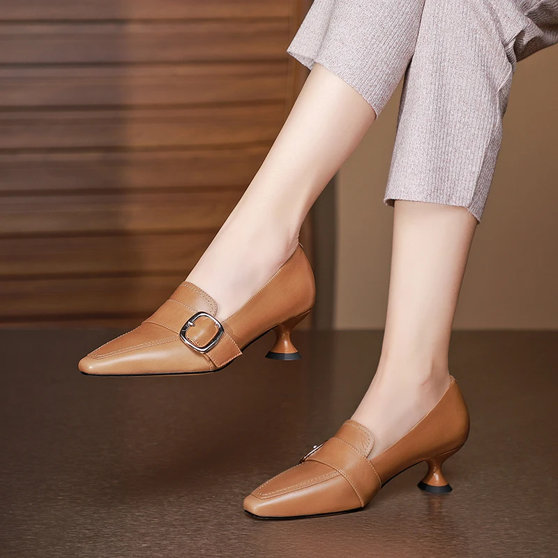 

HOT sale Women Pumps natural leather 22-4.5cm Ladies Shoes Spring and Autumn Cowhide metal buckle high heels retro classic