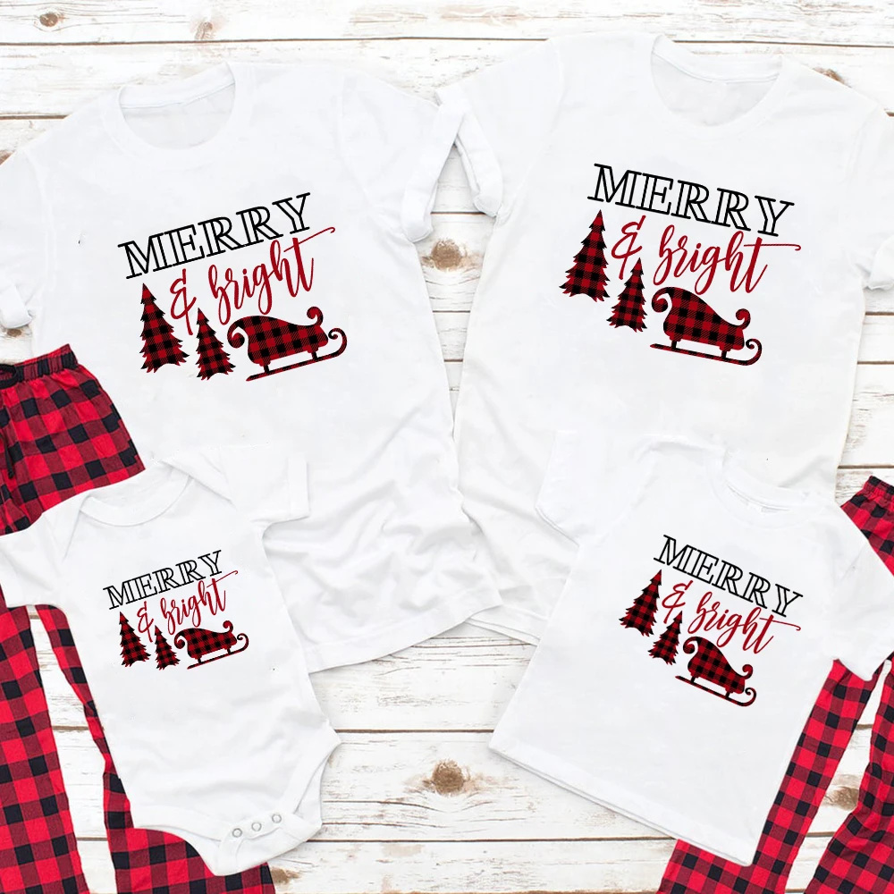 

1 Pcs Christmas Family Matching White T-shirt Baby Romper Merry Christmas Tree Plaid Print Santa 2020 Xmas Gift Party Clothes