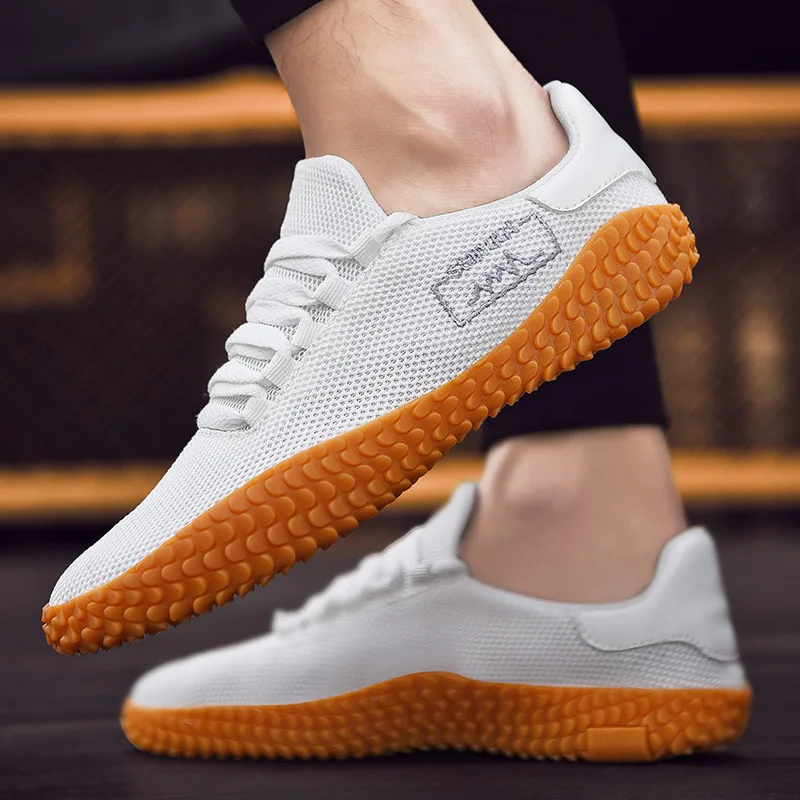 

Women and Men Sneakers Breathable Running Shoes Outdoor Sport Fashion Comfortable Casual Couples Gym Mens Shoes New 2021