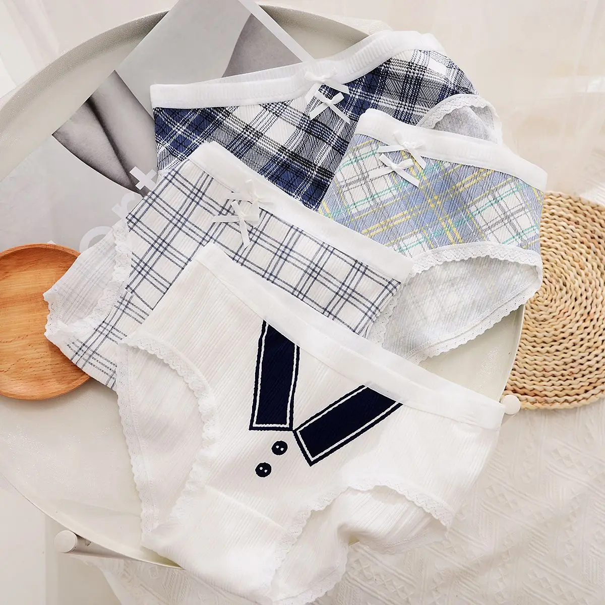 

Japanese Style JK Lace Panties Cute Student Cotton Underwear Threaded Panties Low Waist Cotton Crotch Soft Girls Panties