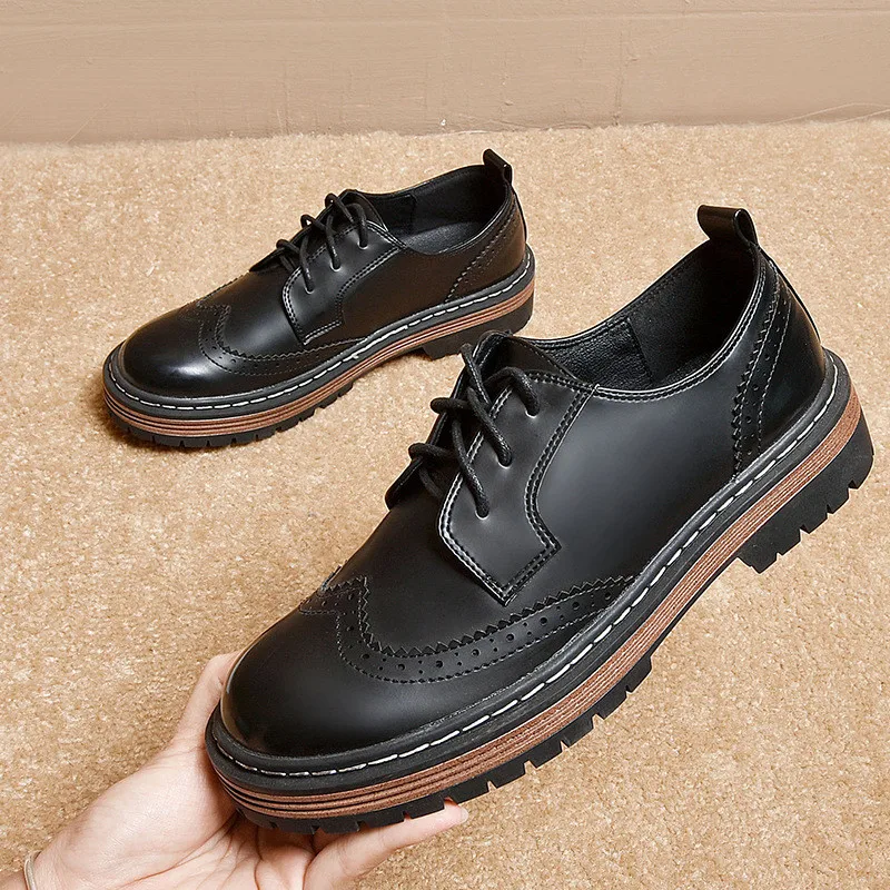 Женские винтажные броги на шнуровке черные коричневые студенческие