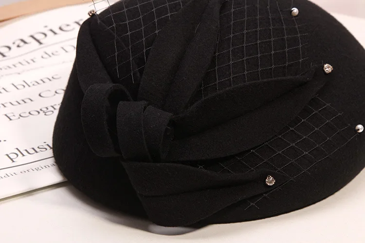 Fibonacci New Fashion Women Beret Fedoras Floral Wool Felt Hat Pearl Mesh Dinner Party Autumn Winter Hats Cap