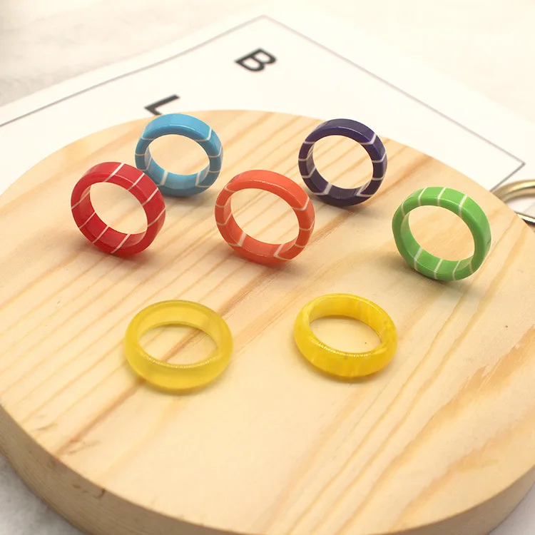 

New Geometric Round Colorful Finger Rings For Teen Girls Simple Multicolor Resin Acrylic Women's Rings Jewelry Accessories Gift