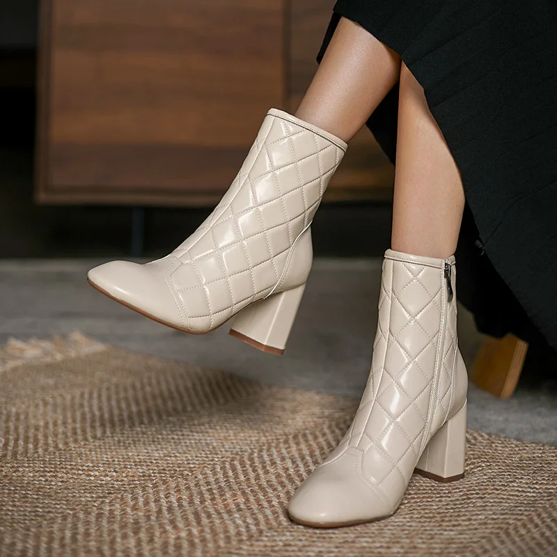 

2022 Women Ankle Boots Patent Leather Women Shoes Platform Checkered High Heel Winter Shoes Women Boots Big women boots