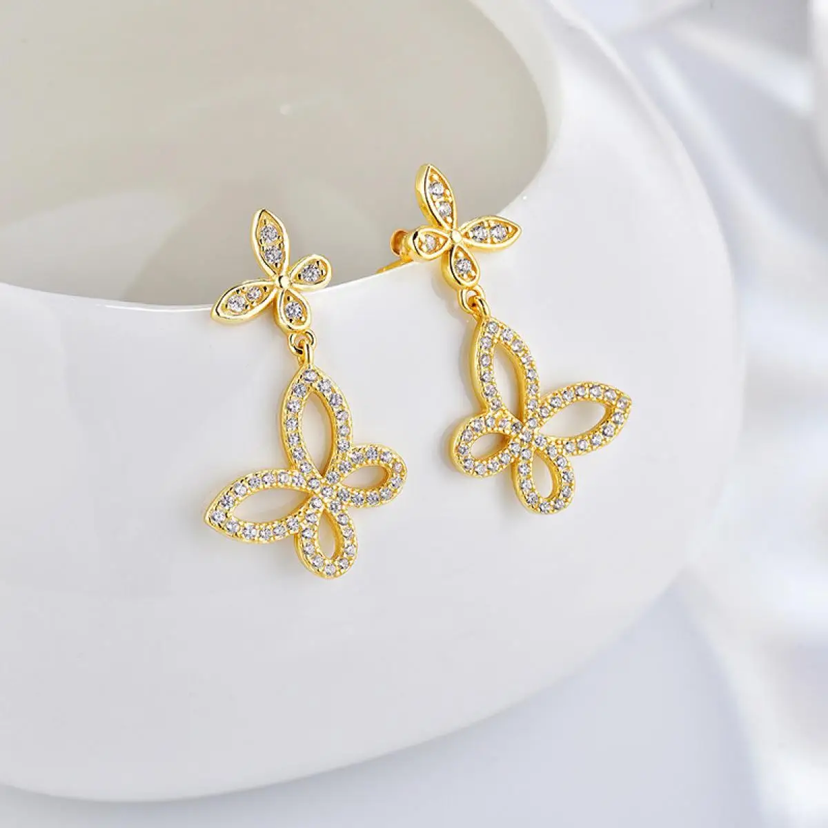 

S925 Sterling Silver Earring for Women Silver Earrings Small Exquisite Bow Earring Jewelry Stud Earrings Female boucle d'oreille
