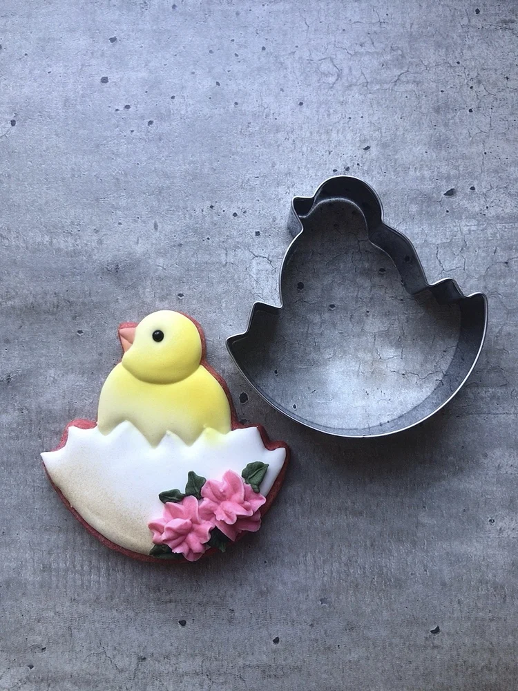KENIAO Spring Easter Hatching Chick Cookie Cutter - 8.3 x 8.2 CM Biscuit Fondant Pastry Bread Sandwich Mold Stainless Steel | Дом и сад