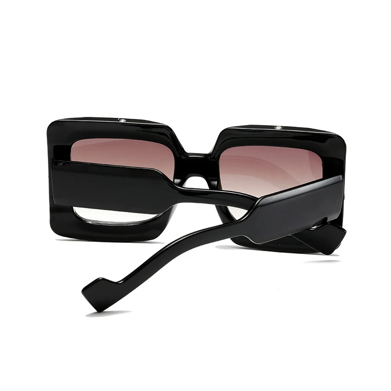 

Big Frame Women Sunglasses With Crystal Oversize Square Shades Brand Design Sun Glasses 2021 Fashion Eyewear Oculos De Sol