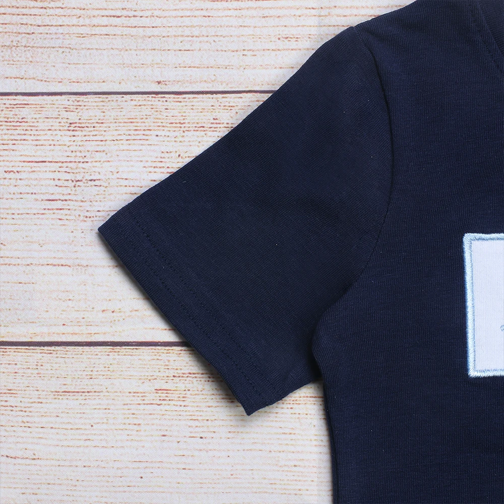 Ropa de verano para ni&ntilde;os, Top de manga corta azul marino y pantalones cortos a cuadros negros, patr&oacute;n bordado de tres cangrejos-4