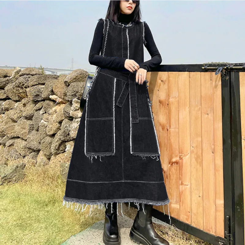 

SHENGPALAE Fashion Spliced Denim Dress Women's Autumn 2021 New Round Neck Lace Up Waist Sleeveless Mid-calf Dresses Female Tide