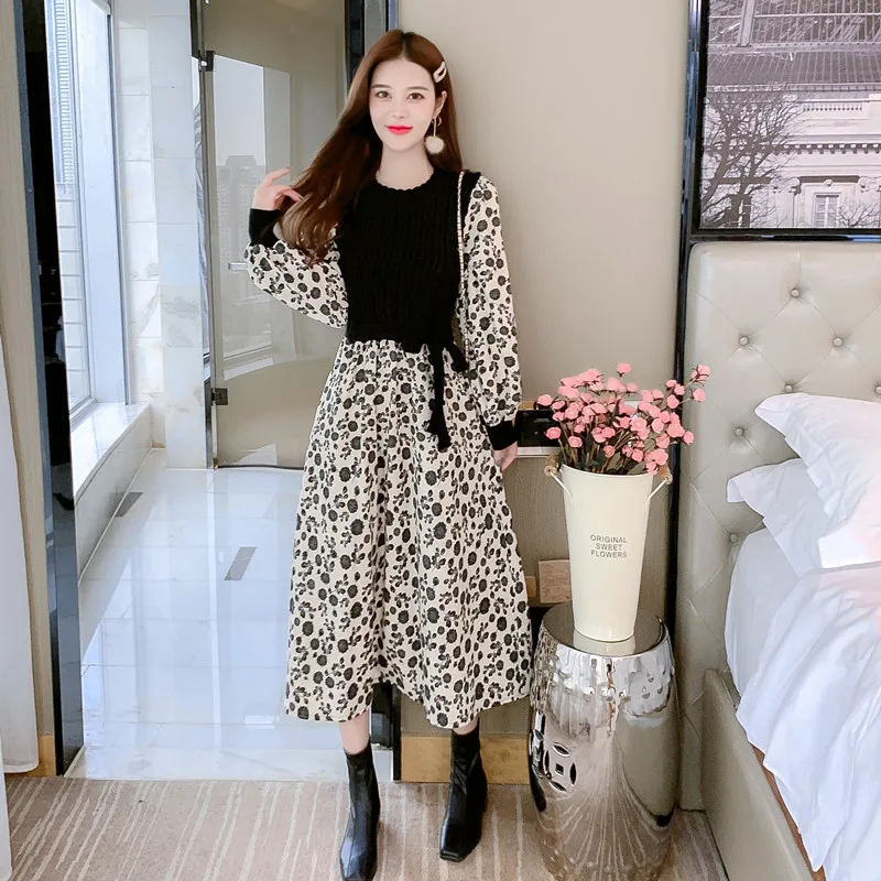 

Женское трикотажное платье с цветочным принтом, длинным рукавом и круглым вырезом