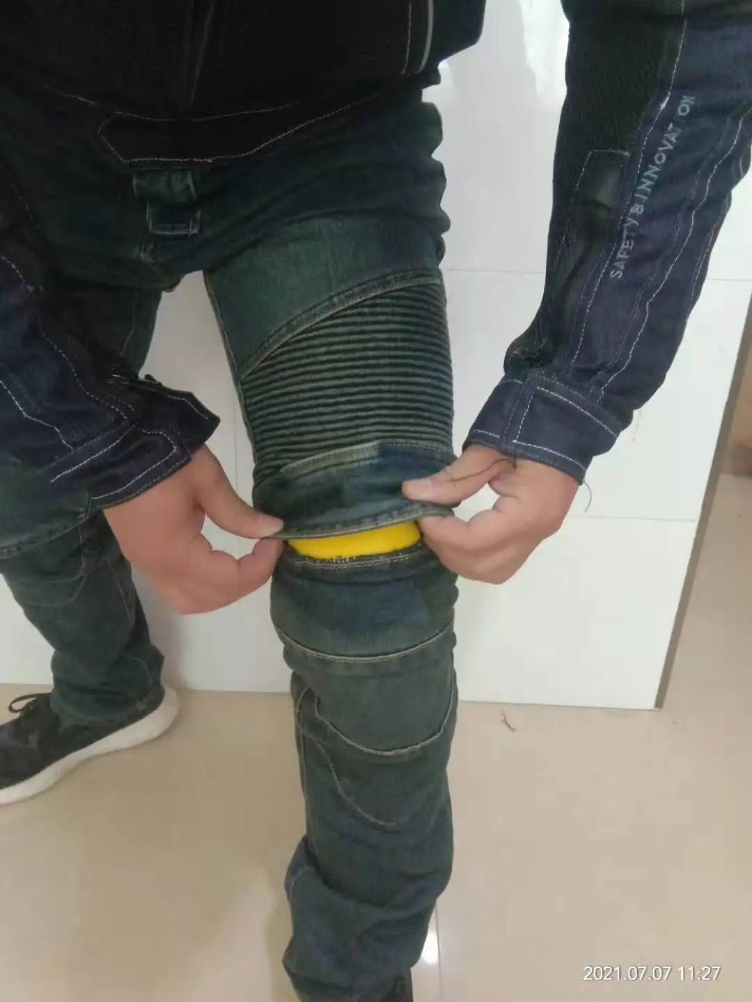 Мотоциклетные ковбойские антипадения для мотоциклистов, оснащенные защитными коленными накладками для мужчин, подходят для всех времен года.