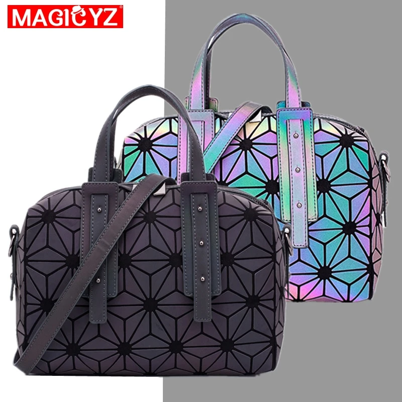 Светящаяся сумка MAGICYZ в геометрическую клетку с бриллиантами женская светящаяся