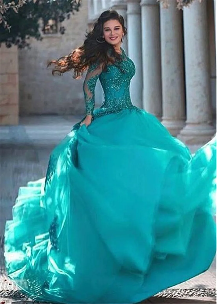 Сказочные зеленые свадебные платья а силуэта с кружевной аппликацией из бисера