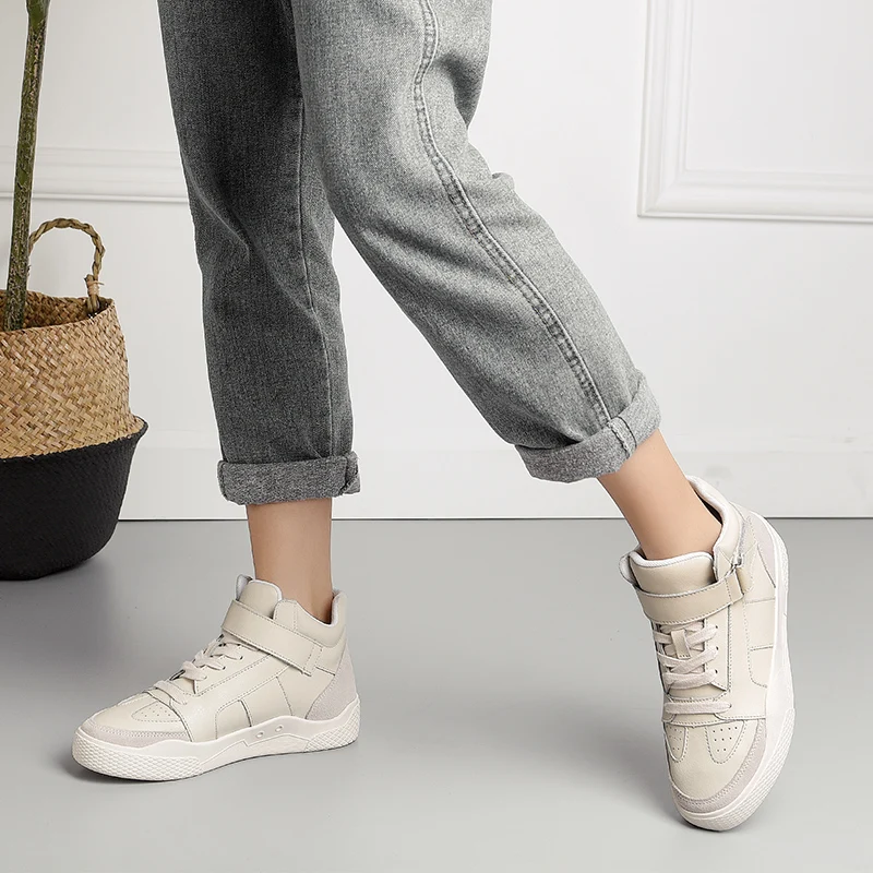 Женские Теплые ботильоны на меху однотонные кроссовки плоской подошве зимний