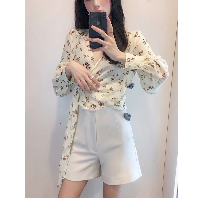 

Summer Za 2021 Beige Floral Print Crop Top Women Retro Front Tie Chiffon Blouses Woman Long Sleeve High Street Casual Ladies Top