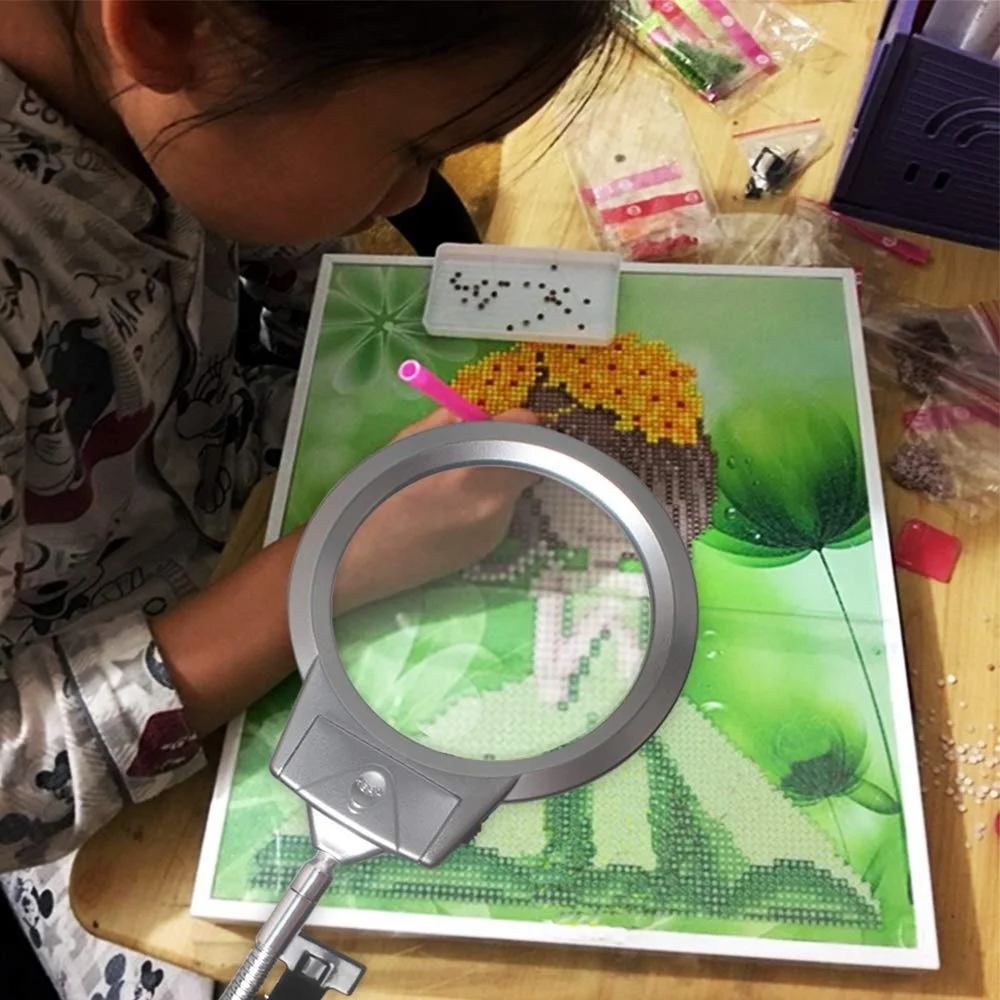 

5D Diamond Painting Tools, LED Light with Magnifiers for Diamond Painting, 2.25X & 5X Magnifier LED Light with Clip and Flexible