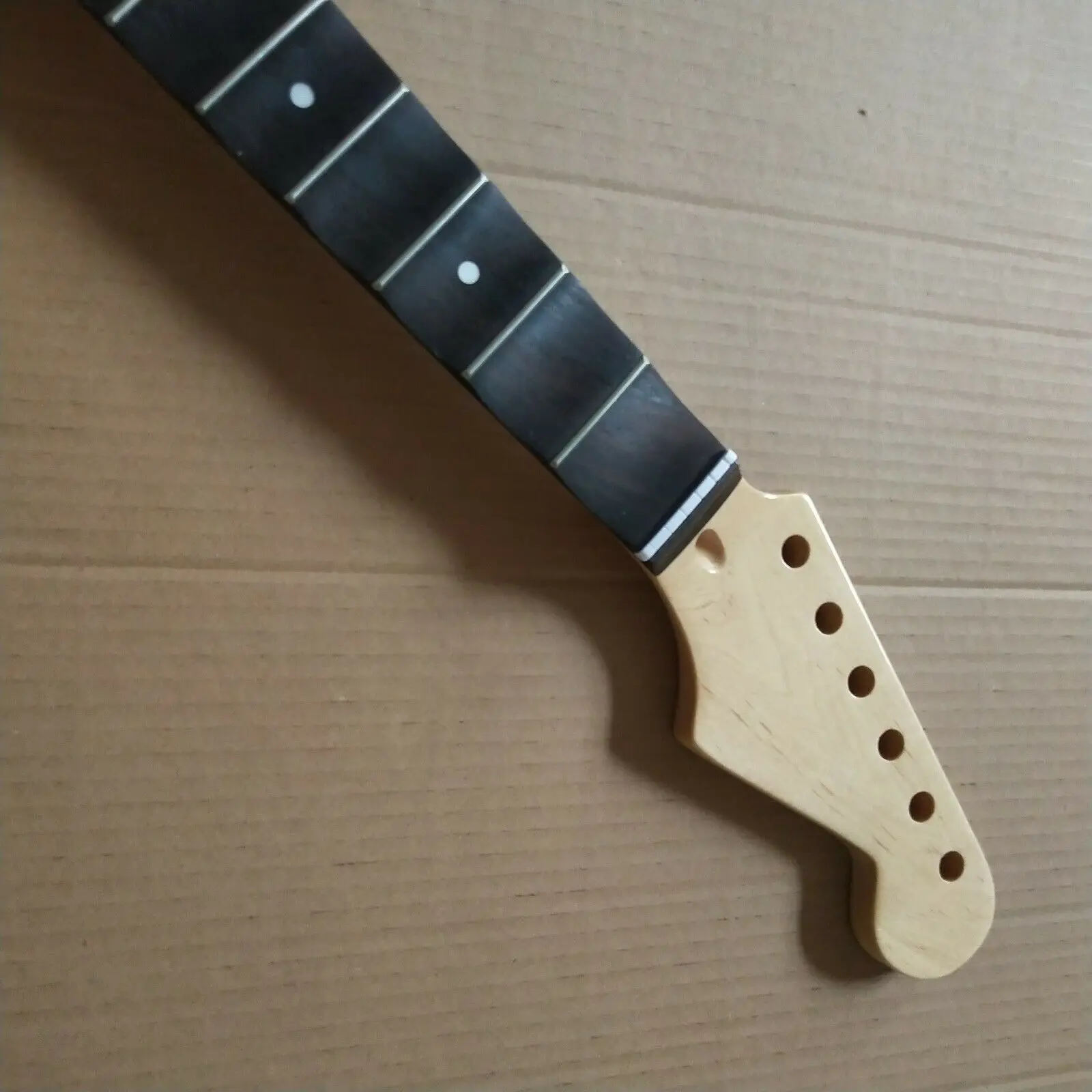 Новая сменная гитарная шейка с зубчатым наконечником 22 лада Древесина клена |